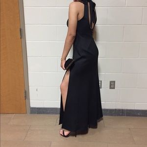 Black dress. Worn once. Perfect condition.